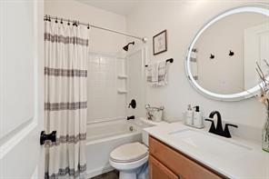 2420 Elm Place - Photo 16