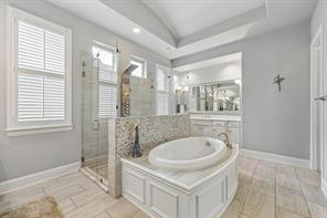 3516 Ophel Way - Photo 4