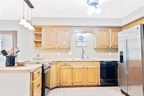 225 Fm 488 - Photo 2