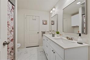 1206 Claude Street - Photo 11