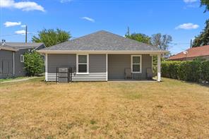1206 Claude Street - Photo 14