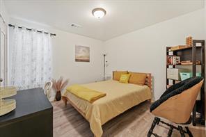1206 Claude Street - Photo 7