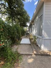 4322 Bradley Lane - Photo 7