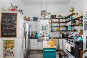 105 Johnson Street - Photo 11