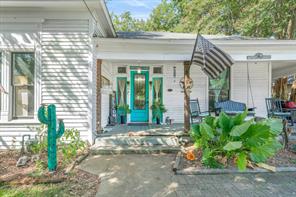 105 Johnson Street - Photo 2