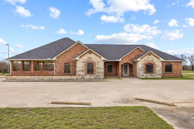 401 Center Court Drive
