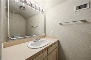 401 Center Court Drive - Photo 21