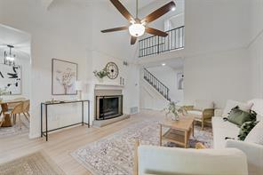 7492 E Northwest Highway - Photo 1