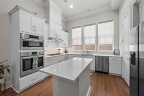 4643 Warwood Lane - Photo 1
