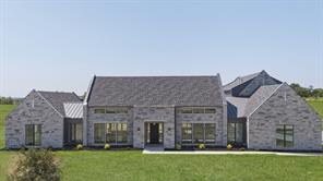 920 Waters Edge - Photo 1