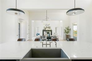 920 Waters Edge - Photo 10