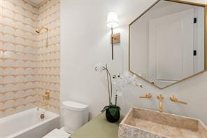 920 Waters Edge - Photo 22