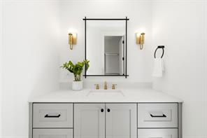920 Waters Edge - Photo 34