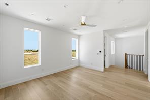 920 Waters Edge - Photo 35