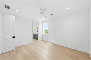 920 Waters Edge - Photo 36