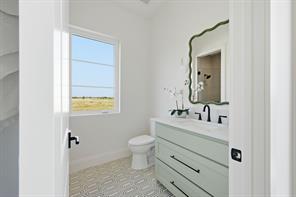 920 Waters Edge - Photo 38