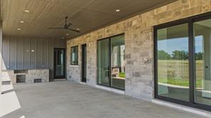 920 Waters Edge - Photo 4