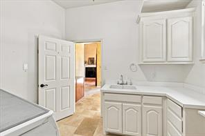 6301 Mesa Ridge Drive - Photo 16