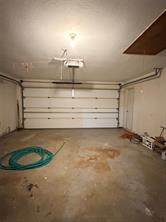 105 W Elm Street - Photo 19
