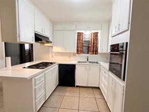 105 W Elm Street - Photo 7