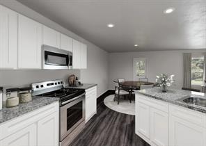 2579 Border Avenue - Photo 4