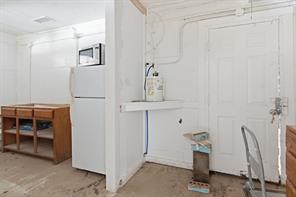 5601 Davis Boulevard - Photo 26