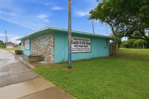 5601 Davis Boulevard - Photo 3