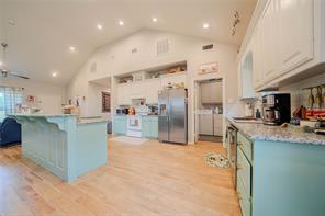 130 Arabian Court - Photo 5