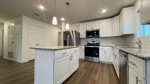 1315 Binfield Drive - Photo 4
