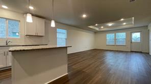 1315 Binfield Drive - Photo 5