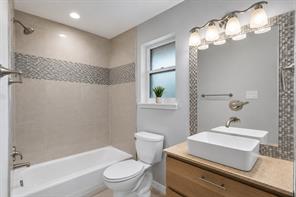 8809 Liptonshire Drive - Photo 18