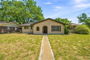 905 Meadowlark Lane - Photo 1