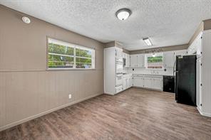 905 Meadowlark Lane - Photo 13