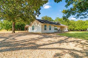10891 Farm Road 1497 - Photo 1