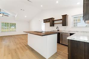 10891 Farm Road 1497 - Photo 9