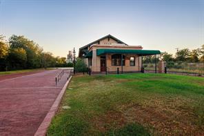 505 N Bridge Street - Photo 7
