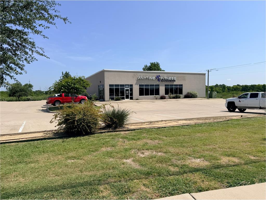 4800 Joe Ramsey Boulevard E - Photo 1