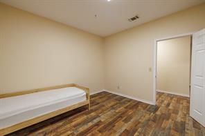 1518 14th st - Photo 14