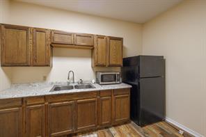 1518 14th st - Photo 20