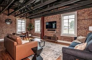 113 N Main Street - Photo 4