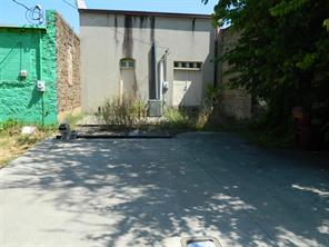 115 W Fannin Street W - Photo 5