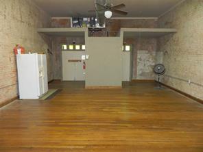 115 W Fannin Street W - Photo 7