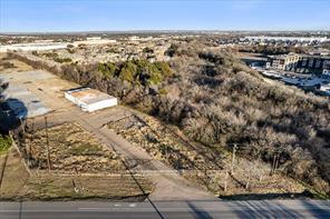 1502 Highway 157 N - Photo 2