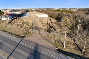 1502 Highway 157 N - Photo 3