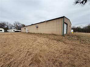 6597 Farm Road 1500 - Photo 18