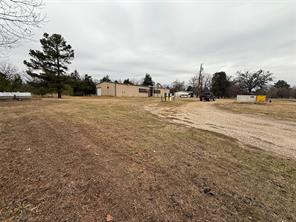 6597 Farm Road 1500 - Photo 5