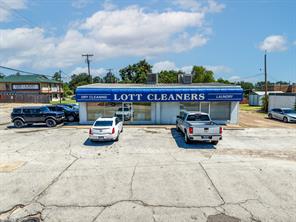 408 W Moore Avenue - Photo 2