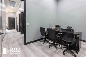 7000 Parkwood Boulevard - Photo 10