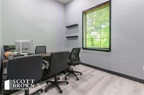7000 Parkwood Boulevard - Photo 9