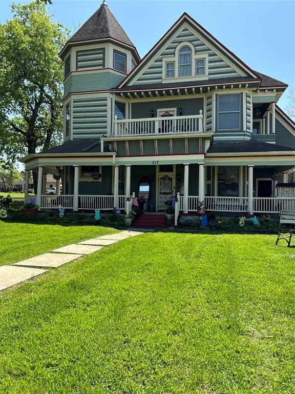 317 W Sam Rayburn Drive - Photo 1
